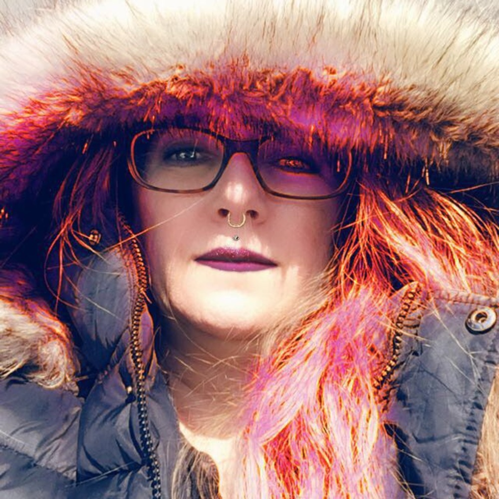 Meet your Posher, Connie